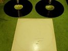 BEATLES, WHITE ALBUM (2 VINYLS, NO PICTURES OR POSTERS) - UK RECORDED