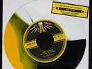 JACK WHITE   That Black Bat 7in. (Third Man) | TRI-COLOR White Stripes TMR-301