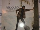 NEIL YOUNG & CRAZY HORSE, Everybody Knows This Is Nowhere vinyl LP K44073