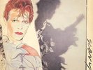 DAVID BOWIE - SCARY MONSTERS - 12