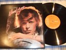 DAVID BOWIE - YOUNG AMERICANS UK LP NEAR MINT.1ST PRESS.