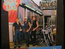 33 T  VINYL STRAY CATS - GONNA BALL