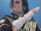Michael Jackson Live And Dangerous book UK 0-7119-31251 OMNIBUS 1992