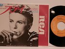 NM/NM David Bowie Stay b/w Word on a Wing Japan 7