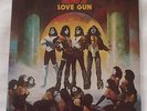 Kiss Love Gun 1977 LP Vinyl NM- Rare Japanese Gatefold Edition Original VIP-6435