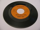 TOMMY HUNT - NEVER LOVE A ROBIN / THE BIGGEST MAN - DYNAMO