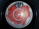 PUZZLE.   HOULA / DO YOU FEEL THE PAIN. 1972. JAM 45.   JAM 1.