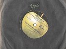 paul mcCartney live and let die  apple label made in NZ 70s NEW ZEALAND