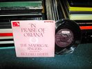 PES 5286 In praise of oriana White Stereo  7