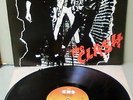THE CLASH S/T UK VINYL LP CBS 32232  EX/EX  GREAT AUDIO
