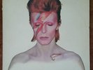 David Bowie Aladdin Sane gatefold vinyl LP. 1973 RCA original release. LSP-4852.