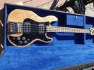 PEAVEY  T-40 HARD BODIED BASS GUITAR