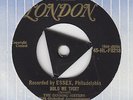 DINNING SISTERS Hold Me Tight (LONDON) Gold Tri Centre UK 45 MINT COPY