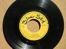  IRAN Cliff Richard - Dancing Shoes / Jack Hammer Twist Bluesky Lable
