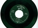 Elvis Presley 45 rpm record, 47-6800 Plays Great German Pressing