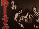 KISS - Stoned In Paris - Live From the Olympia in Paris - May 22, 1976 - Orig LP