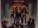 RARE VINTAGE 1977 KISS LOVE GUN VINYL LP ALBUM WITH LABEL MISPRINT CASABLANCA