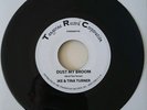 Ike and tina turner - dust my broom 7