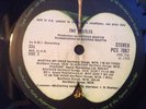 BEATLES WHITE ALBUM TOP OPEN RARE RACOON MISPRESS WIDE SPINE No. 0596369