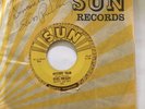 ELVIS PRESLEY SUN 45-W/SLEEVE   