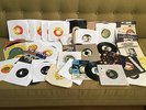 LOT: 64 BEATLES 45s CAPITOL APPLE SWAN VEE JAY TOLLIE PIC SLEEVES SOLO VG+ AVG