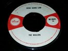 The wailers bend down low 7