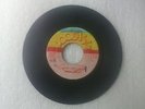 DENNIS WALKS - HEART DON'T LEAP/ DUB THEM HEART/ MOODISC 7