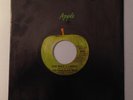 Hot Chocolate / Give Peace A Chance & Living Without Tomorrow / Apple 45 NM+