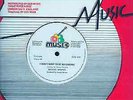 DENNIS BROWN - I Don't Want To Be No General - DEB Music 12