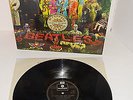 THE BEATLES SGT PEPPER'S LONELY HEARTS CLUB BAND 1980 N/MINT REPRESS LP w/insert