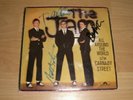 THE JAM - ALL AROUND THE WORLD -  FULLY SIGNED 7