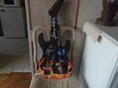 porte photos Guitare Grand modèle. Johnny Hallyday Rock Chanteur star Fan