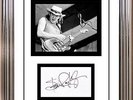 ULTRA COOL - STEVIE RAY VAUGHAN - GUITAR LEGEND - ORIGINAL HAND SIGNED AUTOGRAPH
