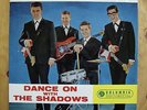 THE SHADOWS Dance On With COLUMBIA UK 1st Press MONO 1N/1N 7” 45 NM