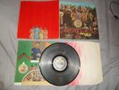 THE BEATLES -SGT PEPPER 1ST PRESS STEREO PARLOPHONE LP WITH ALL INSERTS