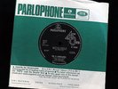 The Hollies - On A Carousel - *NEAR MINT* UK 1967 1st Press 45 + Non-LP 'b' Side