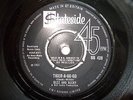 EX  UK STATESIDE.45- BUZZ AND BUCKY - 