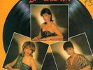 The Three Degrees(Signed Vinyl LP)Live In The UK-TD 2-UK-8-VG/VG