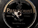 PARAMOUNT 12851 - BARREL HOUSE FIVE  Hot Lovin'/ Mama Stayed Out