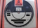 Turkish FEMALE feat Okan Dincer & Kontrastlar Turkish psych beat 60s Hear TURKEY