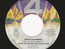 Electro Rap 45 /  MAD IN THE MORNING - Don't Let The Dog Bite Santa Claus :HEAR