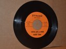 TOMMY HUNT: NEVER LOVE A ROBIN & THE BIGGEST MAN; DYNAMO MINT- NORTHERN SOUL 45