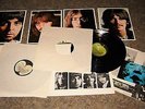 The Beatles White Album, Original Apple 1968 #0019225, 2 LPs, 4 Photos, 1 poster