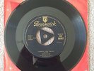 Ernest Tubb - Thirty Days /  Answer The Phone - 7