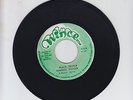 WINCE/ BLACK PEOPLE  -  DERRICK PARKER  (77 REGGAE ROOTS 7