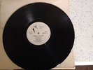 Diamond Head Lightning to the Nations. Vinyl Original pressing