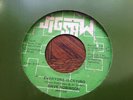 Dave robinson -everyone is crying in vg+ 45RPM