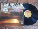 THE MIRACLES   GREATEST HITS FROM THE BEGINNING  SMOKEY ROBINSON  2 GLOBES LABEL