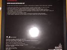 KASABIAN VELOCIRAPTOR DELUXE VINYL SIGNED BOX SET NEW SEALED SOLD OUT /1000