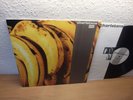 THE CHARLATANS - BETWEEN 10TH AND 11TH - PRESSED IN 1992 - NEW WAVE HAMMER